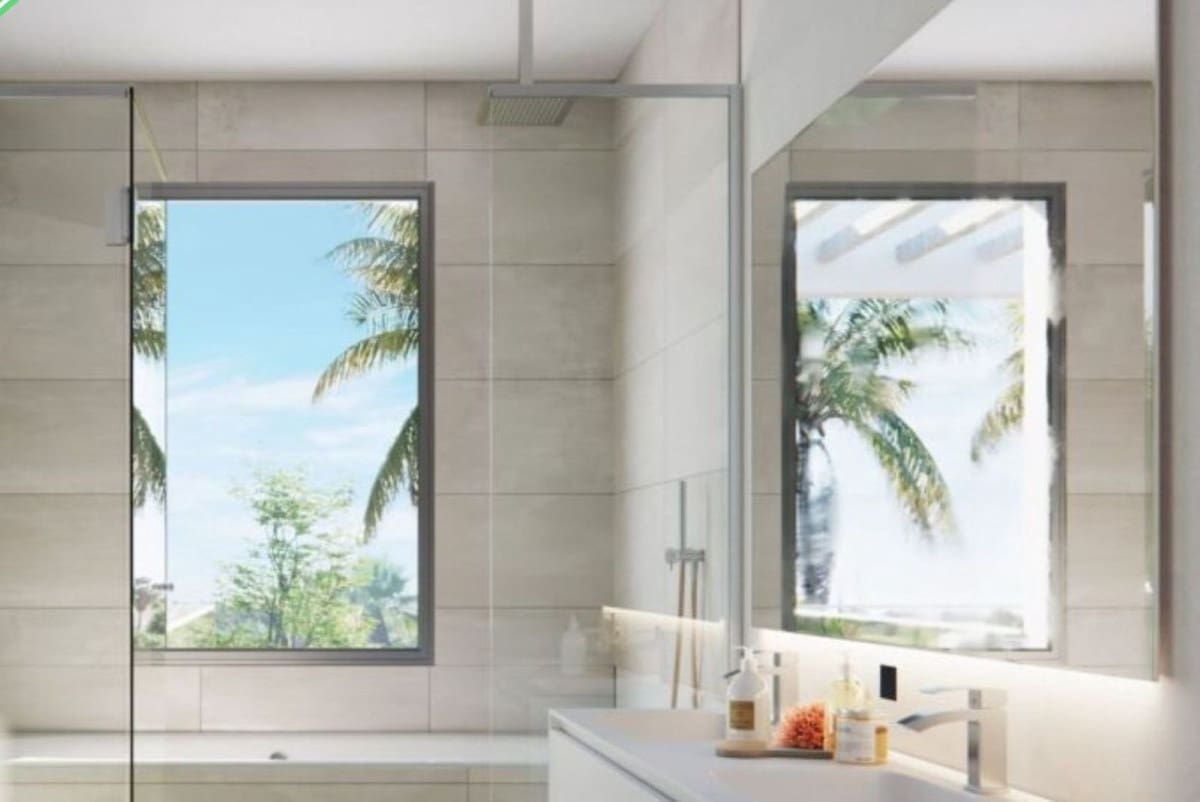 4 sypialnia Willa na sprzedaż w Benalmadena z basenem garażem - 895 000 € (Ref: 8698006)