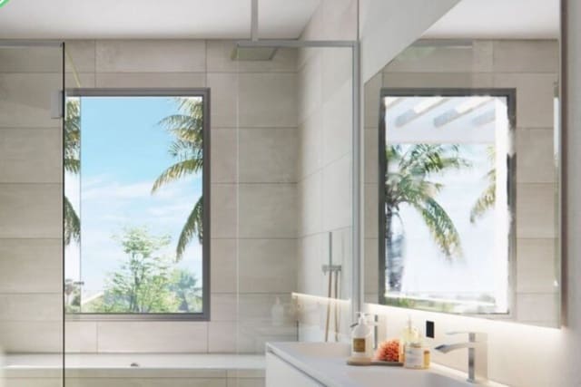 4 sypialnia Willa na sprzedaż w Benalmádena z basenem garażem - 895 000 € (Ref: 8698006)