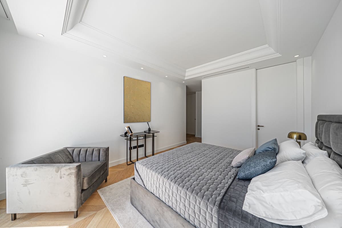 6 quarto Moradia para venda em Golden Mile com piscina - 6 400 000 € (Ref: 8703029)