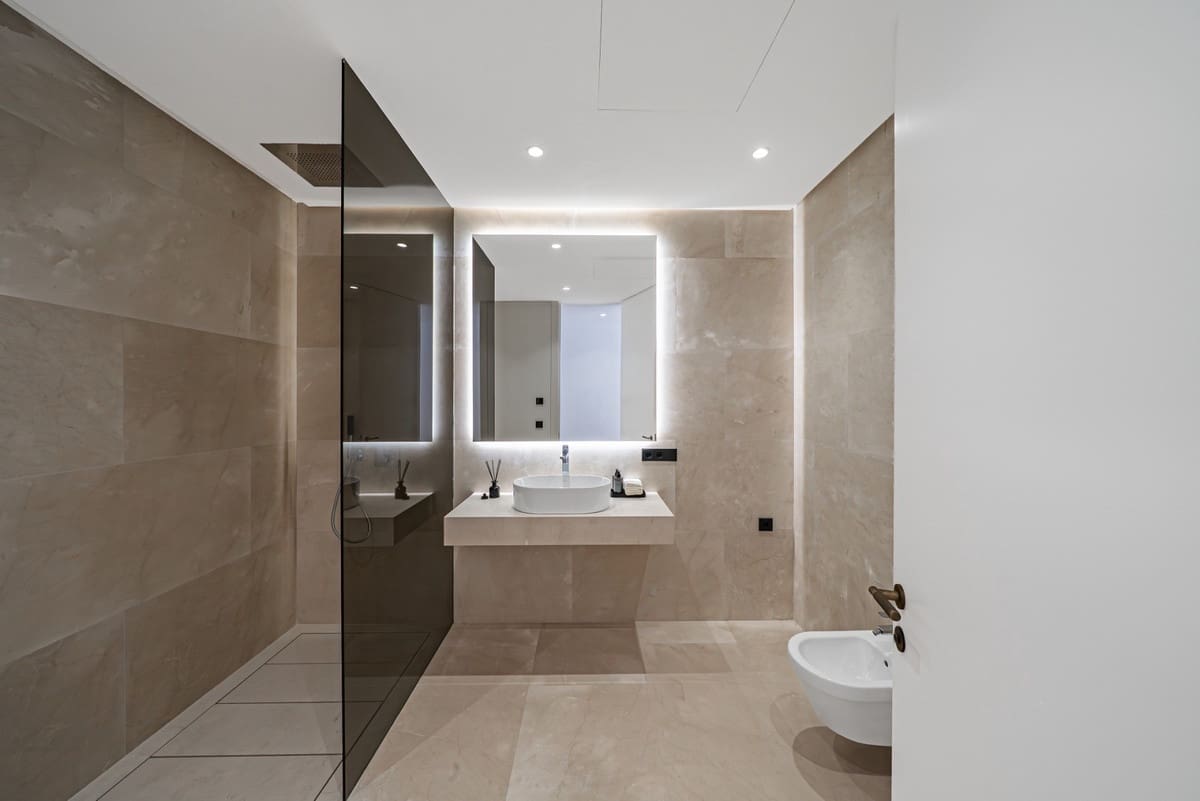 6 quarto Moradia para venda em Golden Mile com piscina - 6 400 000 € (Ref: 8703029)