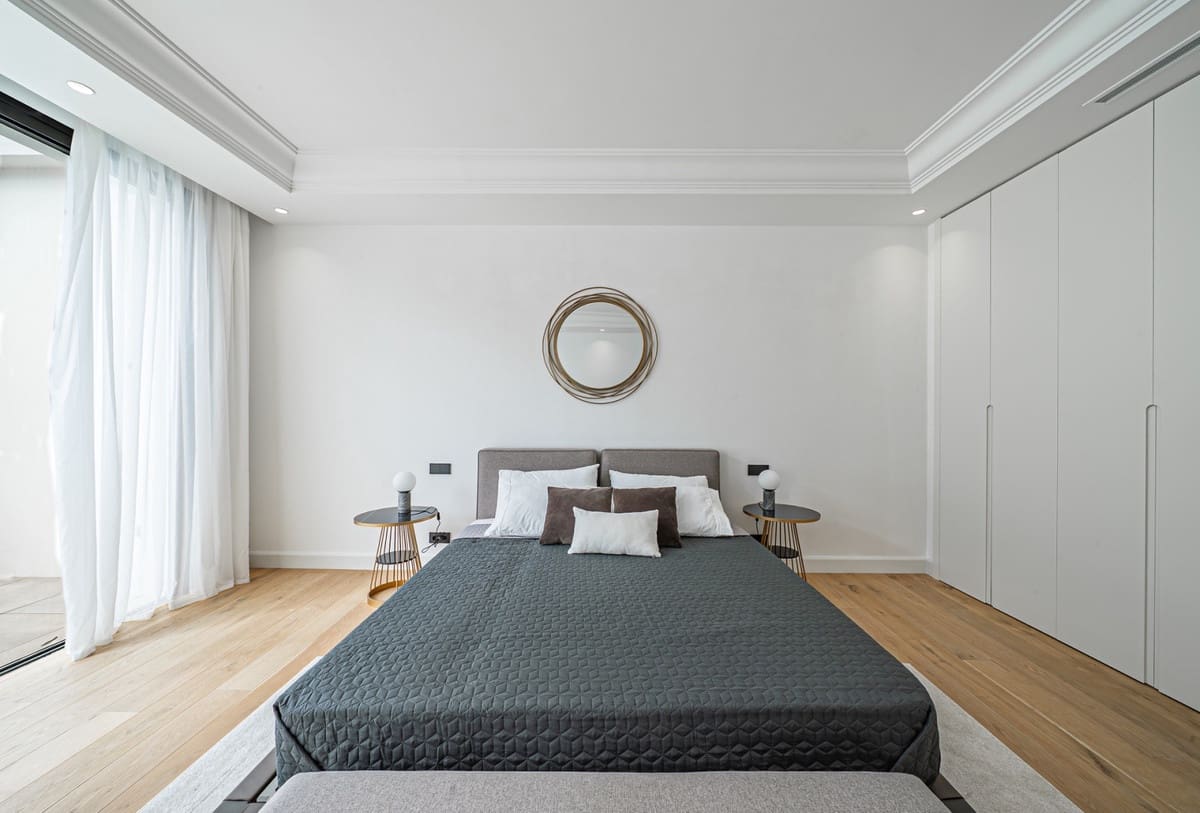 6 quarto Moradia para venda em Golden Mile com piscina - 6 400 000 € (Ref: 8703029)