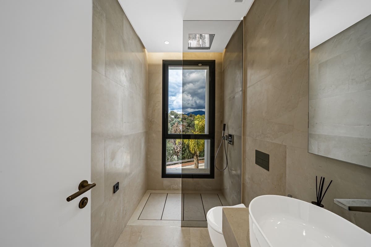 6 camera da letto Villa in vendita in Golden Mile con piscina - 6.400.000 € (Rif: 8703029)