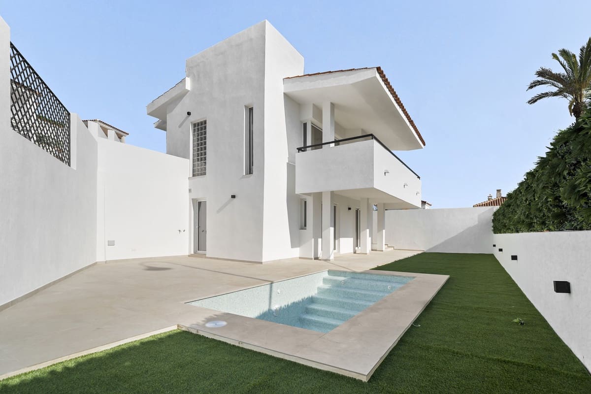 4 bedroom Villa for sale in Mijas with pool - € 750,000 (Ref: 8715367)