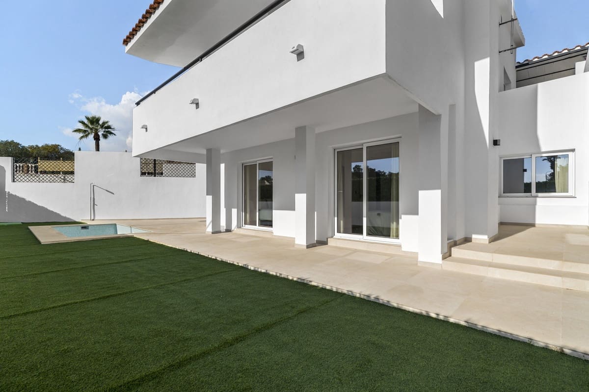 4 bedroom Villa for sale in Mijas with pool - € 750,000 (Ref: 8715367)