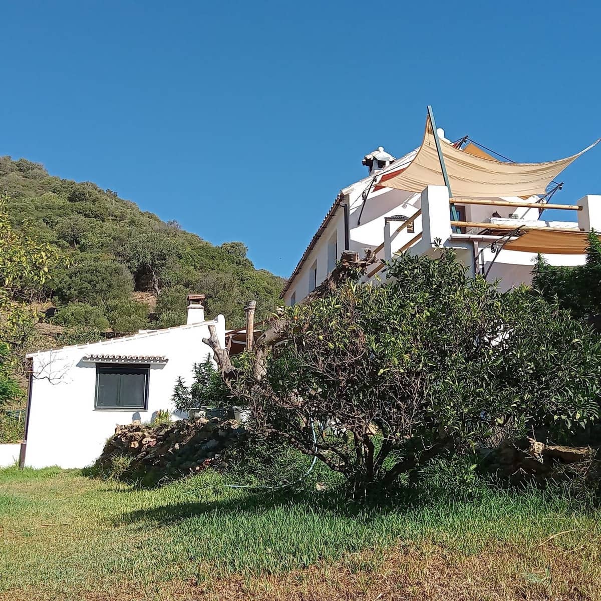 4 soveværelse Finca/Landehus til salg i Casares med swimmingpool garage - € 850.000 (Ref: 8737626)