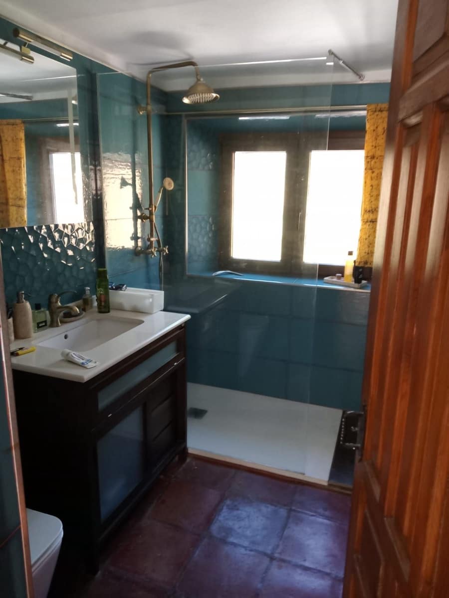 4 soveværelse Finca/Landehus til salg i Casares med swimmingpool garage - € 850.000 (Ref: 8737626)