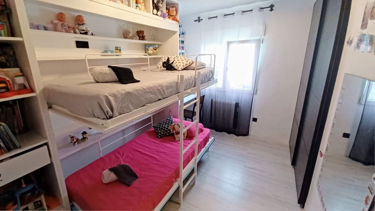 3 bedroom Apartment for sale in Torre de la Horadada - € 255,000 (Ref: 8766903)