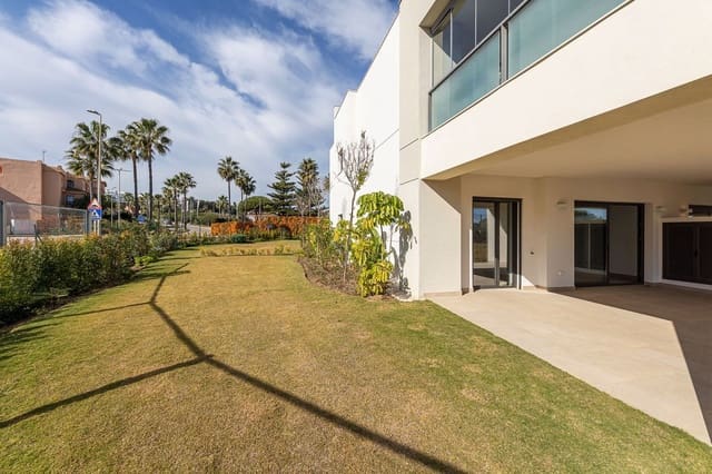 Apartamento de 3 habitaciones en Casares en venta con piscina garaje - 435.000 € (Ref: 8778275)