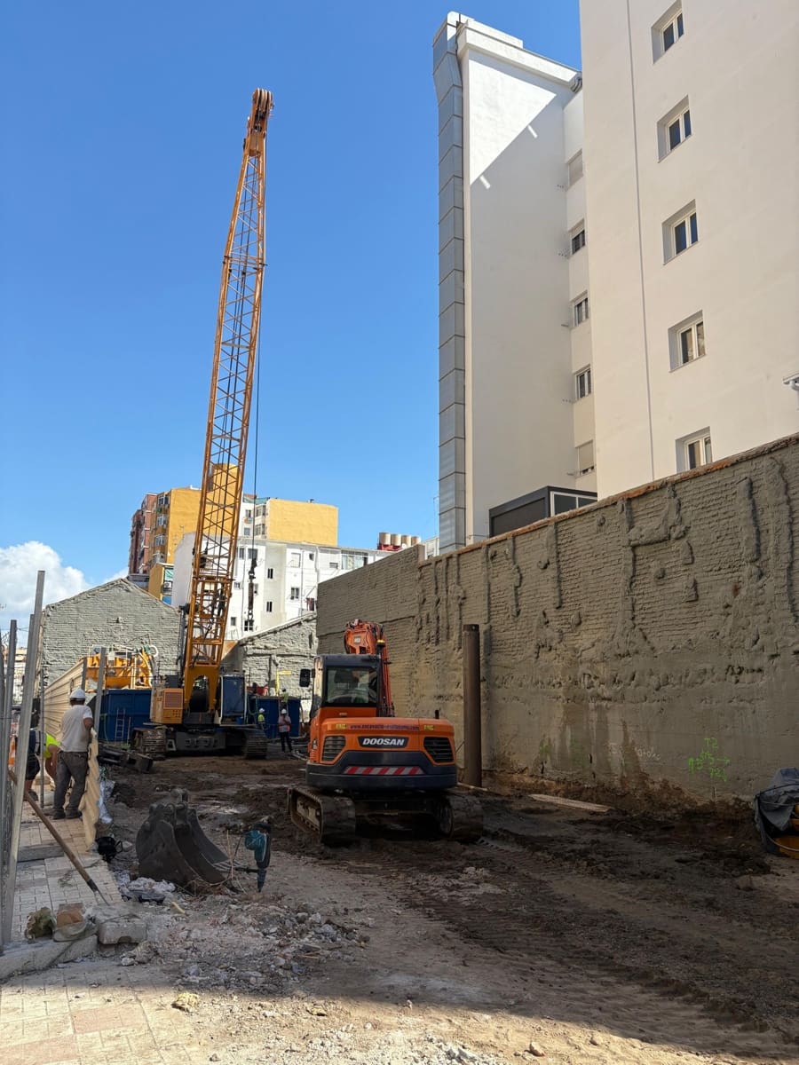 Lejlighed til salg i Malaga by - € 325.000 (Ref: 8781499)