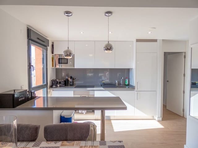 2 chambre Appartement à vendre à Lomas de Campoamor - Las Ramblas, Orihuela avec piscine garage - 254 900 € (Ref: 8801738)