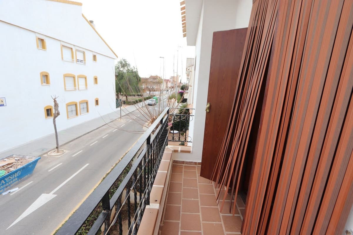 2 bedroom Apartment for sale in Torre de la Horadada with pool - € 240,000 (Ref: 8824936)