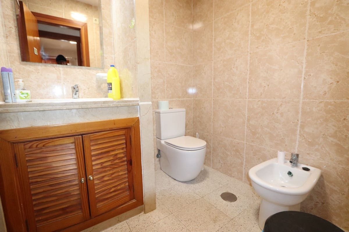 2 soveværelse Lejlighed til salg i Torre de la Horadada med swimmingpool - € 240.000 (Ref: 8824936)