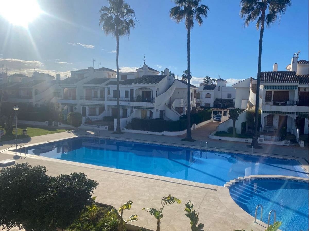 2 soveværelse Lejlighed til salg i Torre de la Horadada med swimmingpool - € 240.000 (Ref: 8824936)