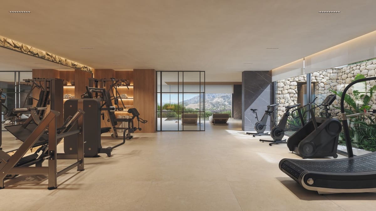 5 bedroom Villa for sale in Los Monteros with pool - € 5,675,000 (Ref: 8847279)