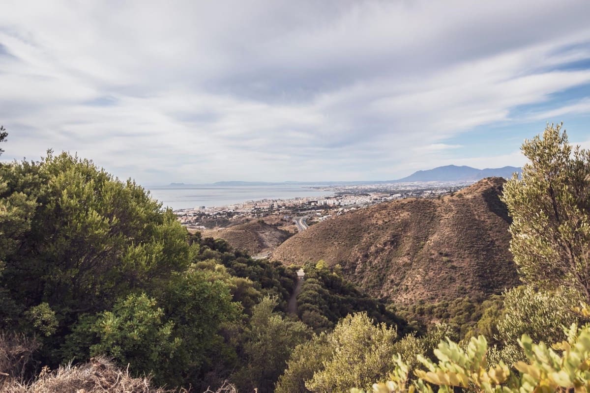 5 bedroom Villa for sale in Los Monteros with pool - € 5,675,000 (Ref: 8847279)