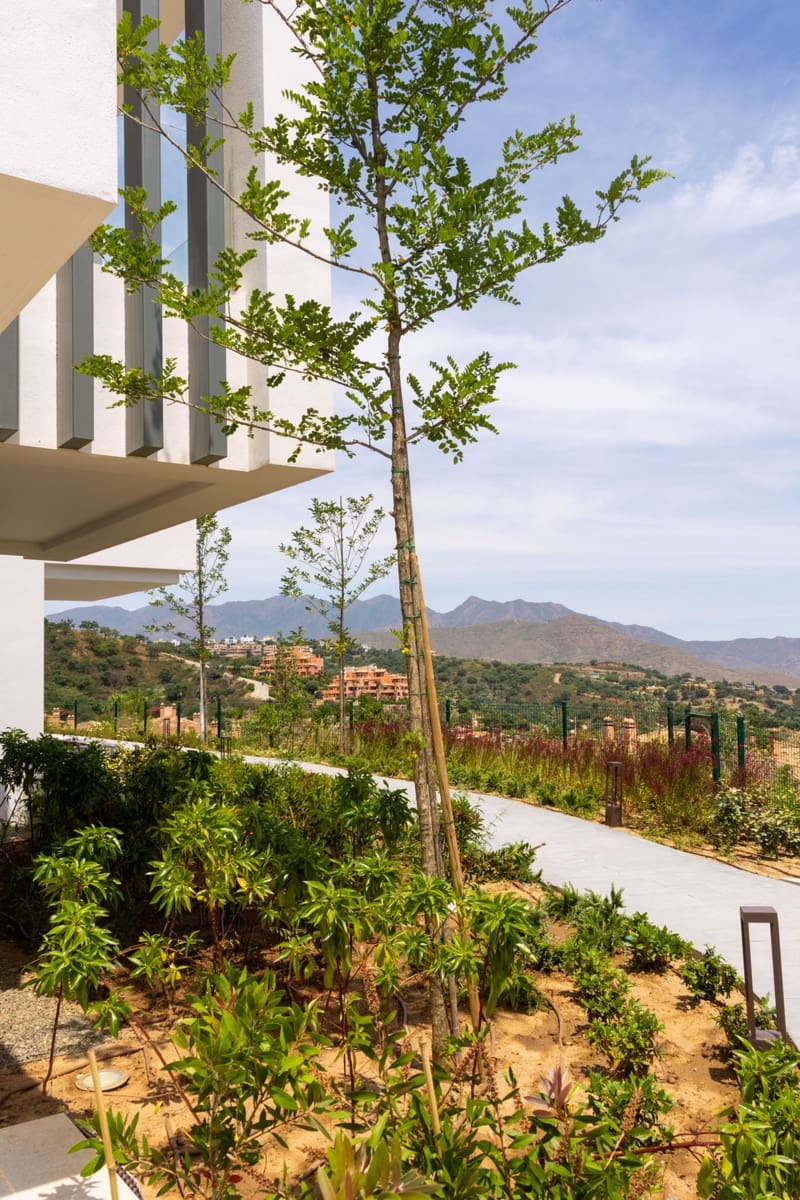 2 bedroom Apartment for sale in Ojen with pool - € 960,000 (Ref: 8851507)