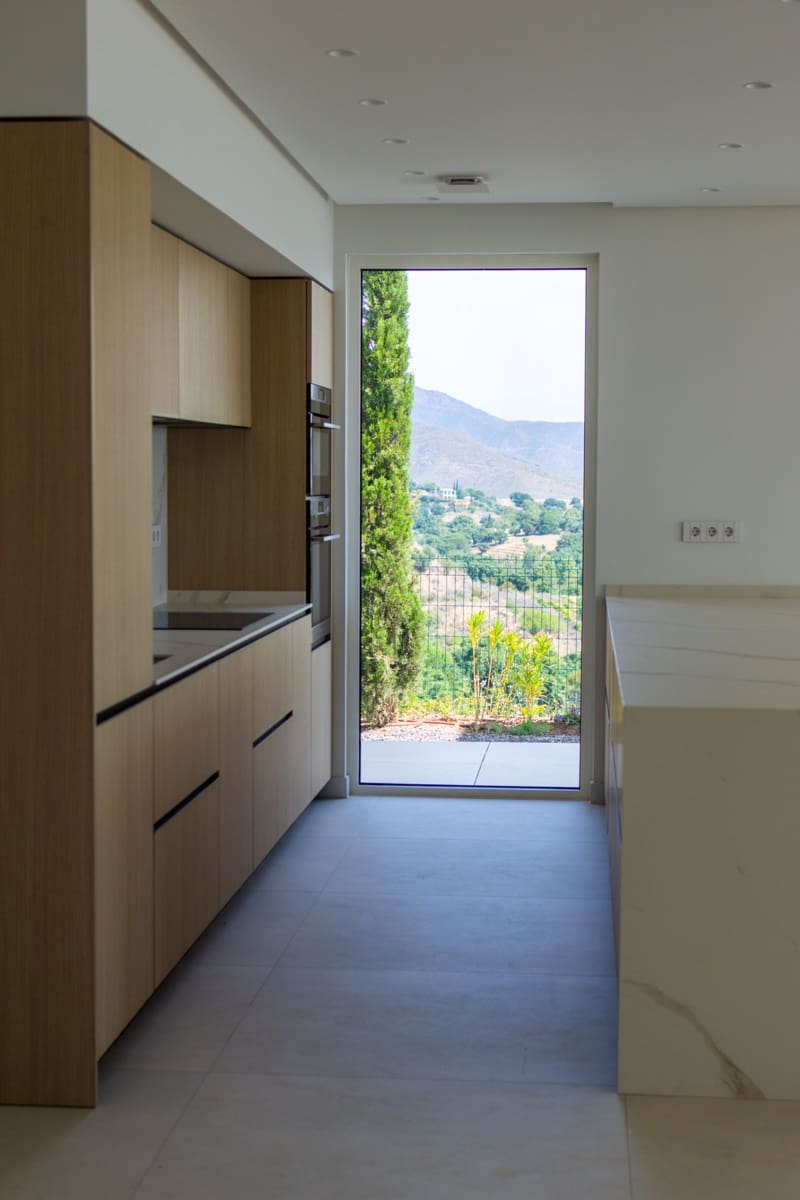 2 bedroom Apartment for sale in Ojen with pool - € 960,000 (Ref: 8851507)