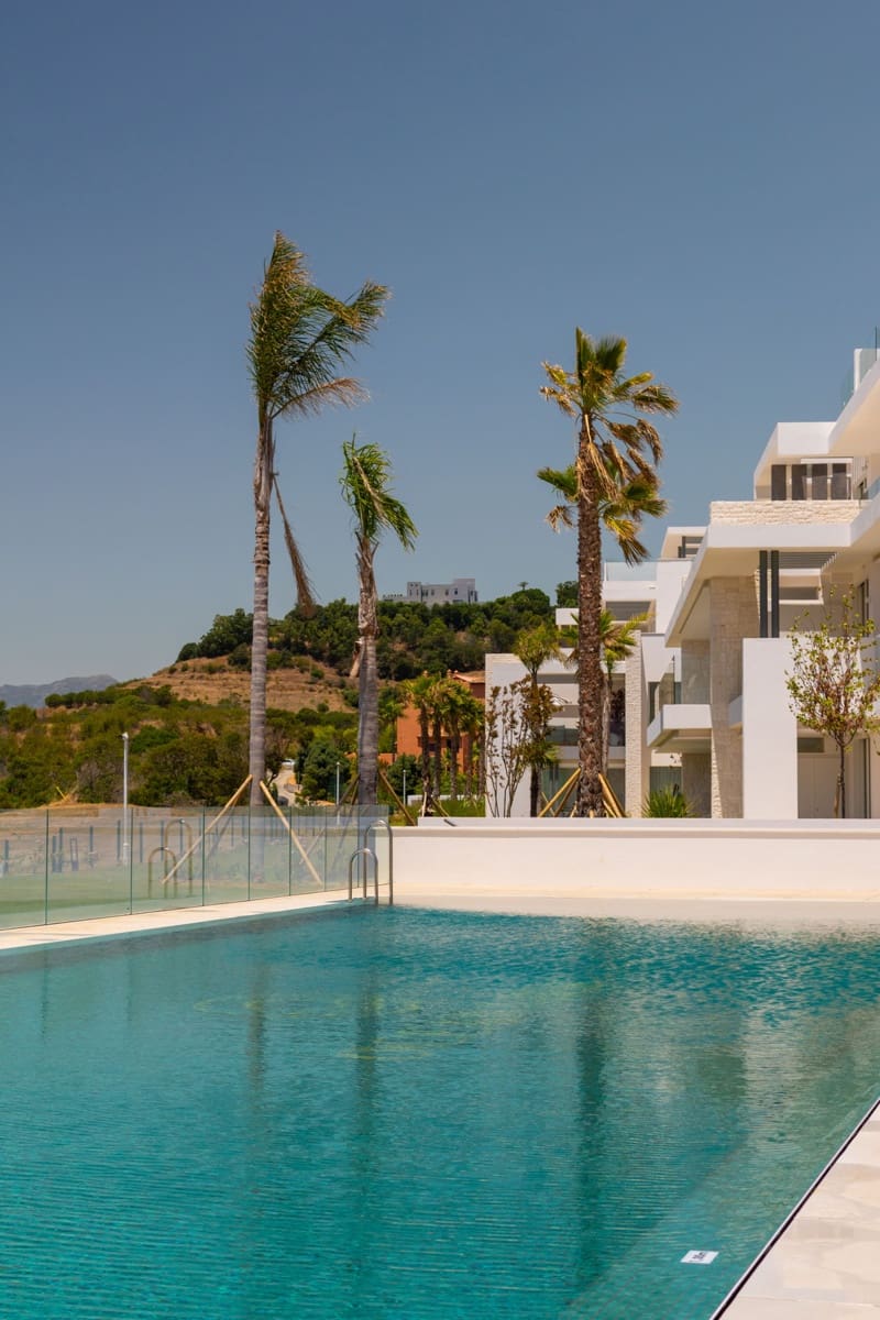 2 bedroom Apartment for sale in Ojen with pool - € 960,000 (Ref: 8851507)