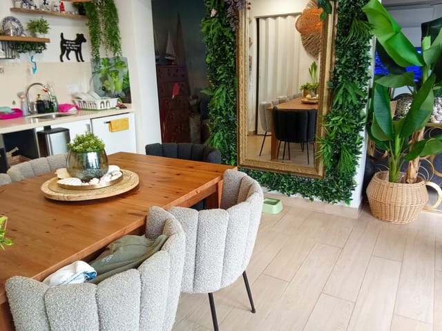 Casa de 3 habitaciones en Centro, Estepona en venta - 849.000 € (Ref: 8851515)