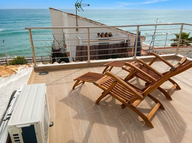Casa de 3 habitaciones en Centro, Estepona en venta - 849.000 € (Ref: 8851515)