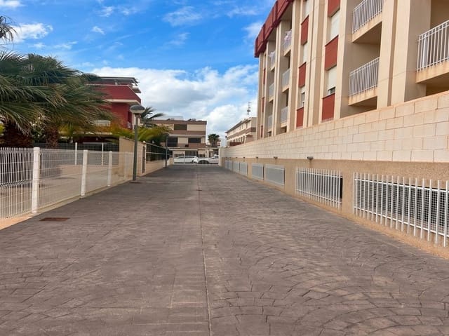 2 sovrum Lägenhet till salu i Alicante stad med pool garage - 200 500 € (Ref: 8857358)