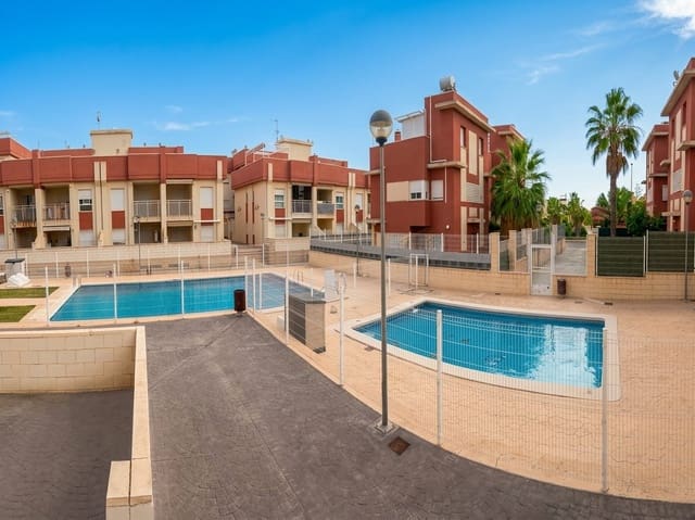 2 sovrum Lägenhet till salu i Alicante stad med pool garage - 200 500 € (Ref: 8857358)