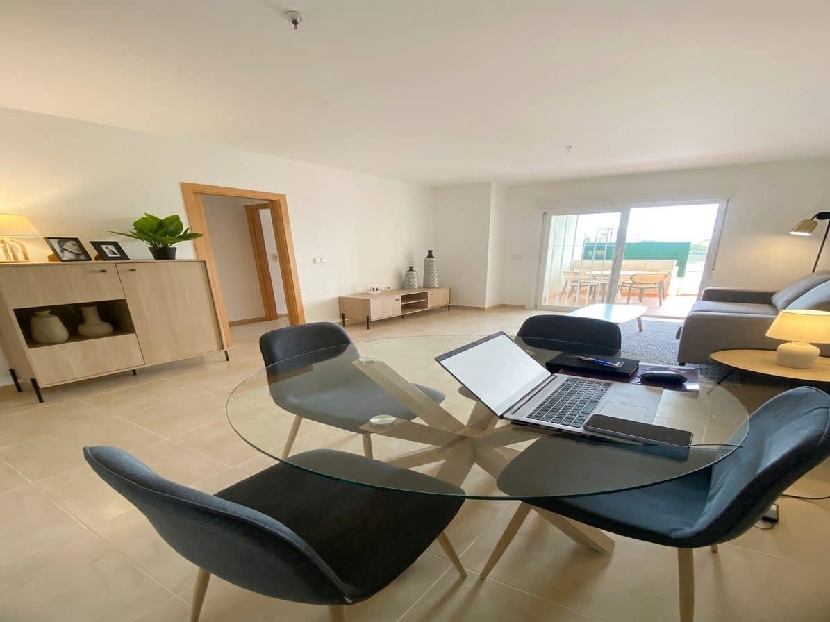 1 bedroom Apartment for sale in Alicante / Alacant city with pool - € 147,500 (Ref: 8857359)