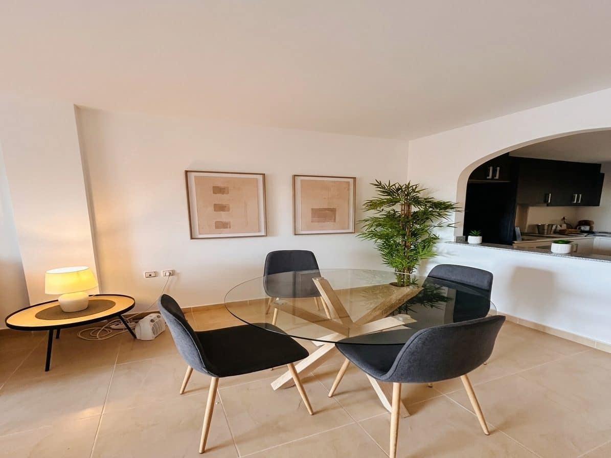 1 bedroom Apartment for sale in Alicante / Alacant city with pool - € 147,500 (Ref: 8857359)