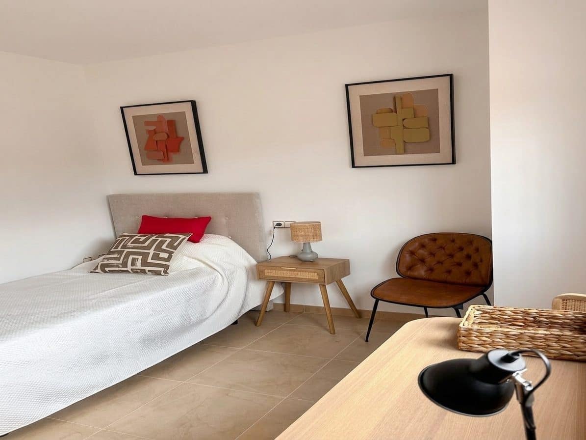 1 bedroom Apartment for sale in Alicante / Alacant city with pool - € 147,500 (Ref: 8857359)