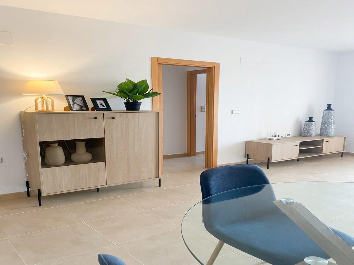 1 bedroom Apartment for sale in Alicante / Alacant city with pool - € 147,500 (Ref: 8857359)
