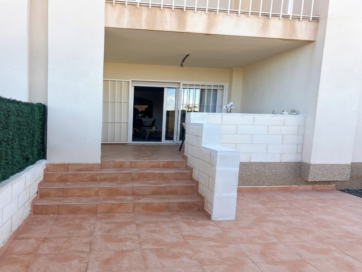 1 bedroom Apartment for sale in Alicante / Alacant city with pool - € 147,500 (Ref: 8857359)