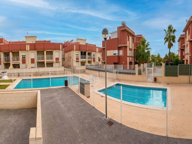 Apartamento de 2 habitaciones en Alicante / Alacant ciudad en venta con piscina garaje - 198.500 € (Ref: 8857361)