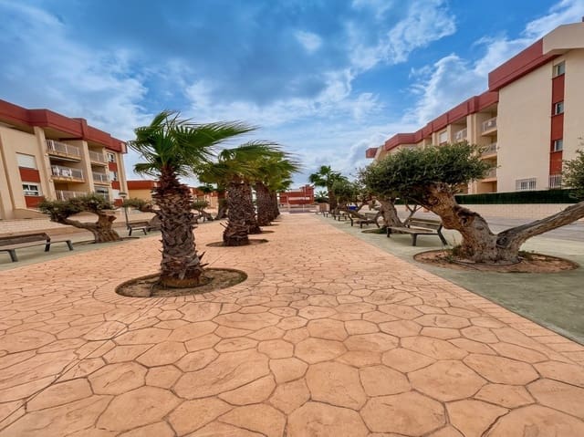 Apartamento de 2 habitaciones en Alicante / Alacant ciudad en venta con piscina garaje - 198.500 € (Ref: 8857361)