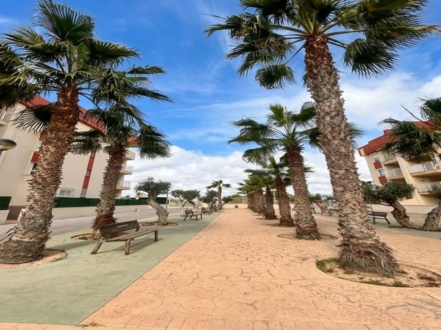 Apartamento de 2 habitaciones en Alicante / Alacant ciudad en venta con piscina garaje - 198.500 € (Ref: 8857361)