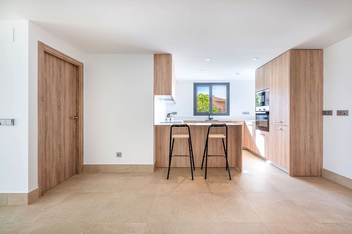 3 bedroom Apartment for sale in Bahia de Casares with pool garage - € 435,000 (Ref: 8862577)