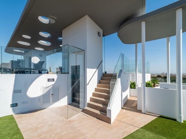 Apartamento de 3 habitaciones en Las Piscinas Naturales, Torrevieja en venta con piscina garaje - 412.000 € (Ref: 8871456)