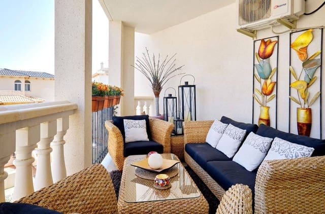 3 soveværelse Lejlighed til salg i Dehesa de Campoamor, Orihuela med swimmingpool - € 260.000 (Ref: 8871460)