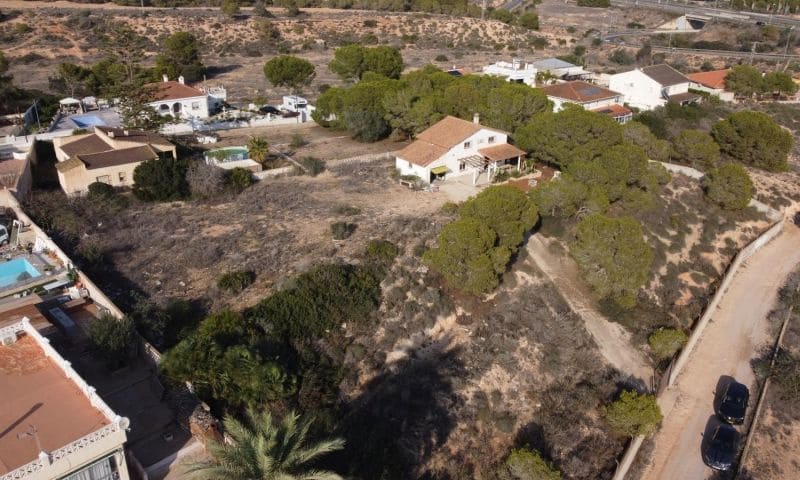 3 soveværelse Villa til salg i Orihuela Costa med garage - € 369.995 (Ref: 8871465)