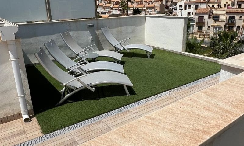 4 sypialnia Willa na sprzedaż w Orihuela Costa z basenem - 499 995 € (Ref: 8871475)