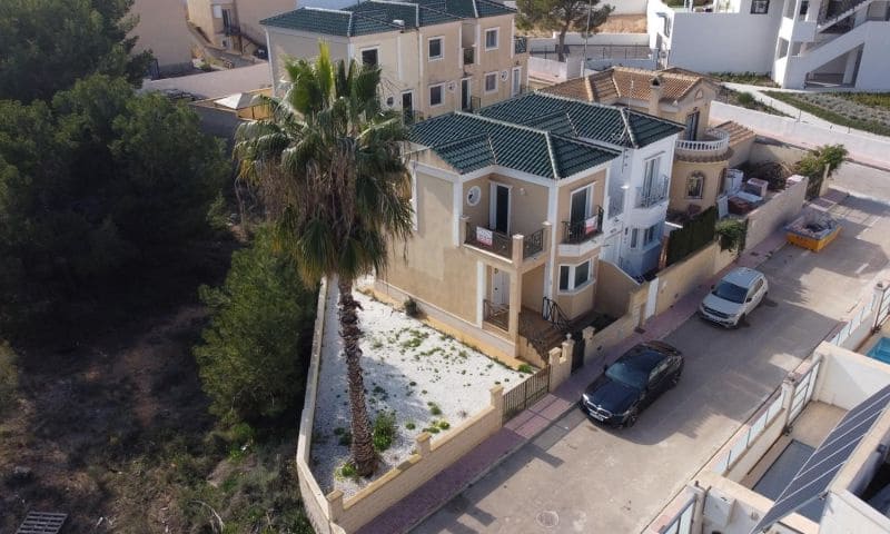 3 sovrum Villa till salu i Orihuela - 209 995 € (Ref: 8871488)