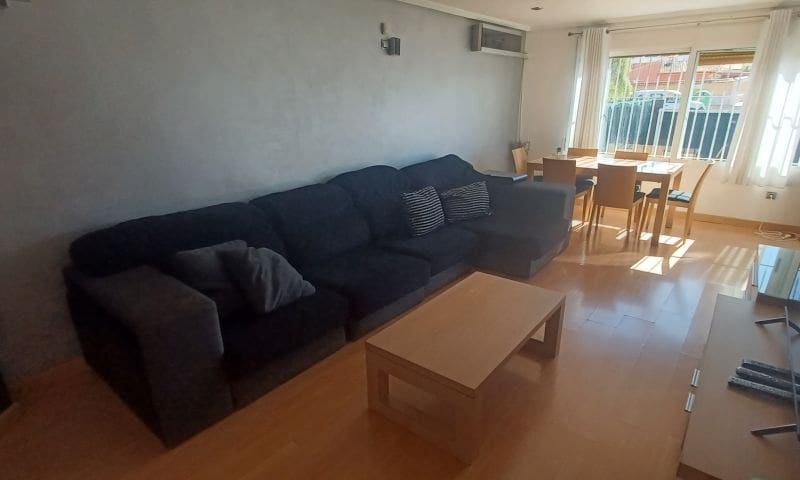 3 bedroom Villa for sale in Torrevieja with pool - € 380,000 (Ref: 8871512)