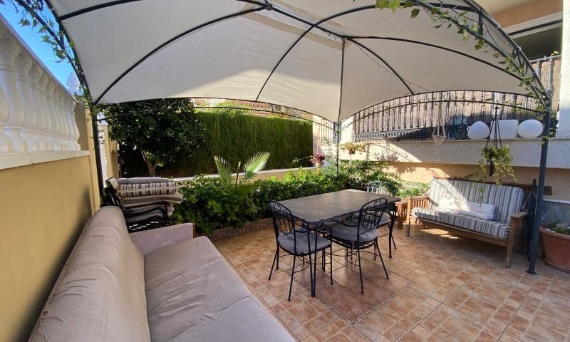 3 makuuhuone Huvila myytävänä paikassa Orihuela Costa mukana uima-altaan - 324 995 € (Ref: 8871514)