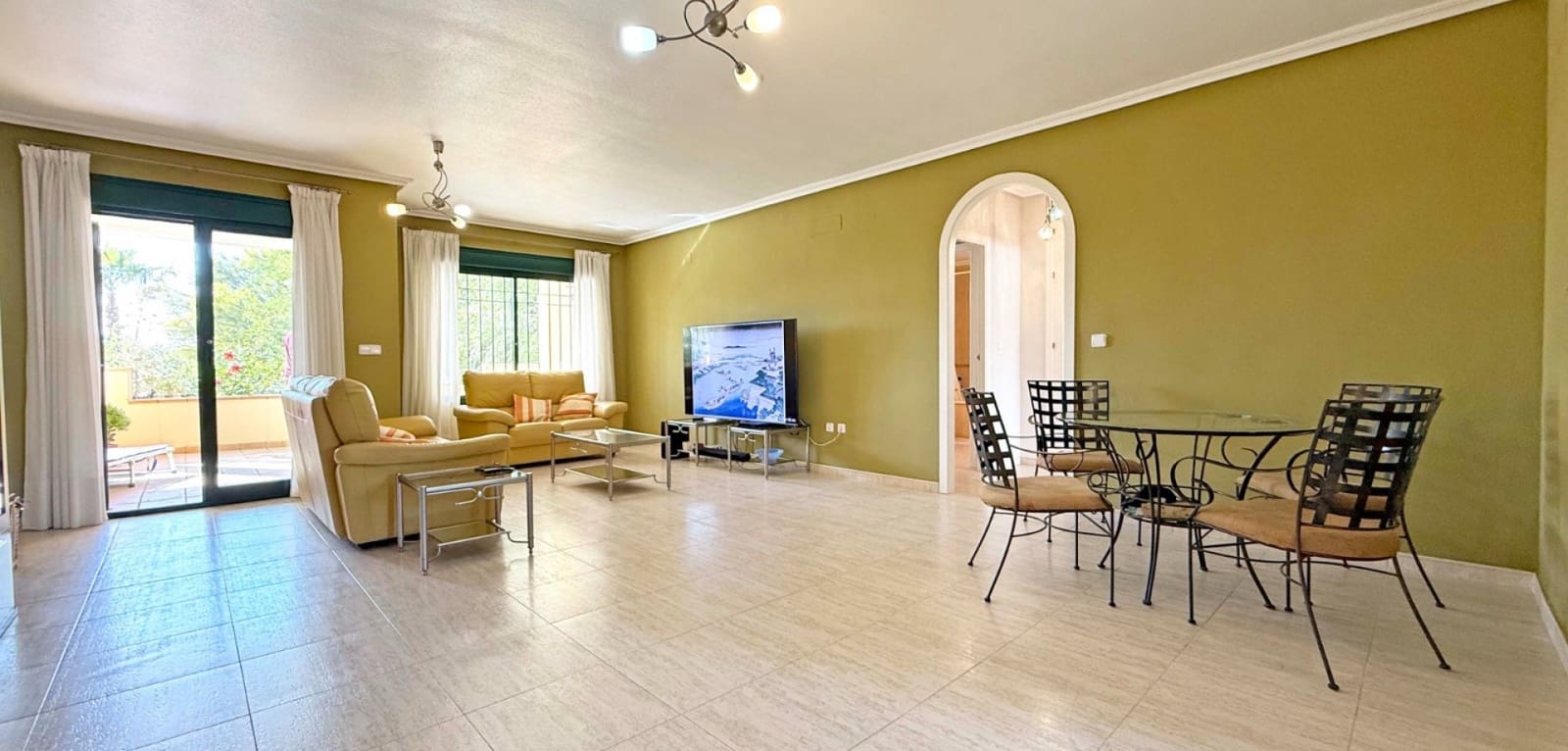 2 Zimmer Apartment zu verkaufen in Orihuela Costa mit Pool - 215.000 € (Ref: 8871530)