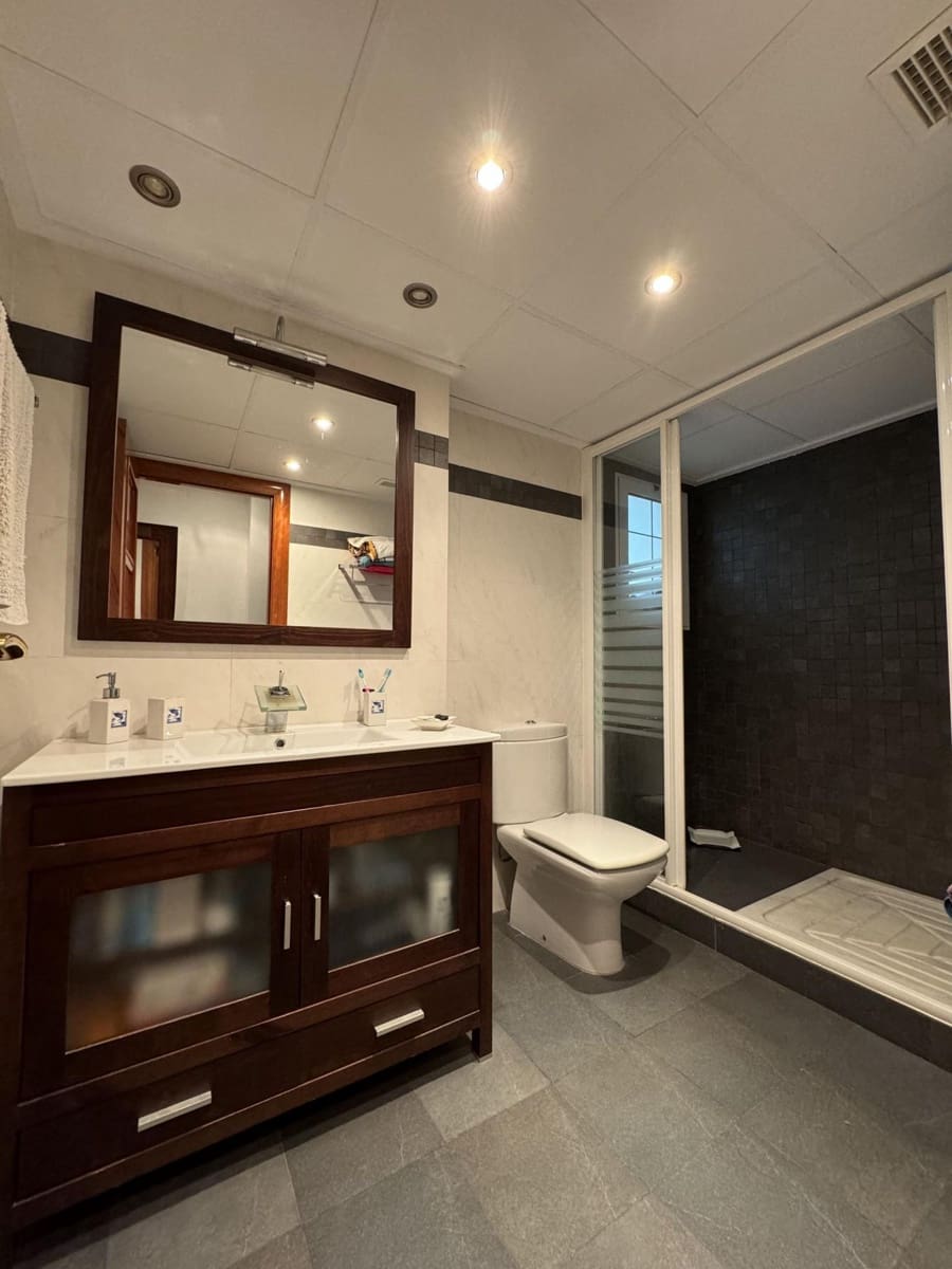 3 bedroom Apartment for sale in Torrevieja - € 599,000 (Ref: 8871540)