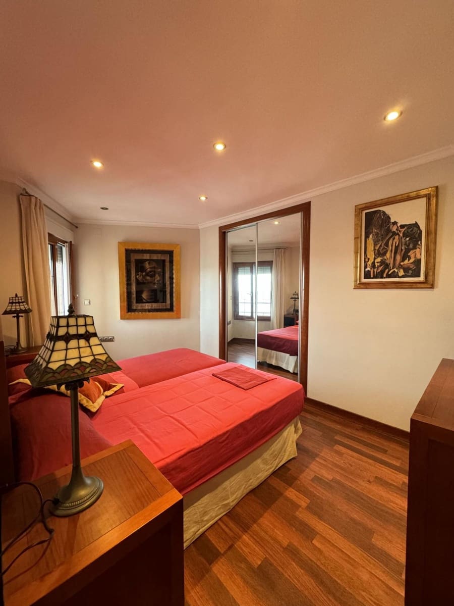 3 bedroom Apartment for sale in Torrevieja - € 599,000 (Ref: 8871540)