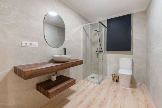 Chalet de 5 habitaciones en Desamparados - Hurchillo - Torremendo, Orihuela en venta con piscina - 370.000 € (Ref: 8871543)