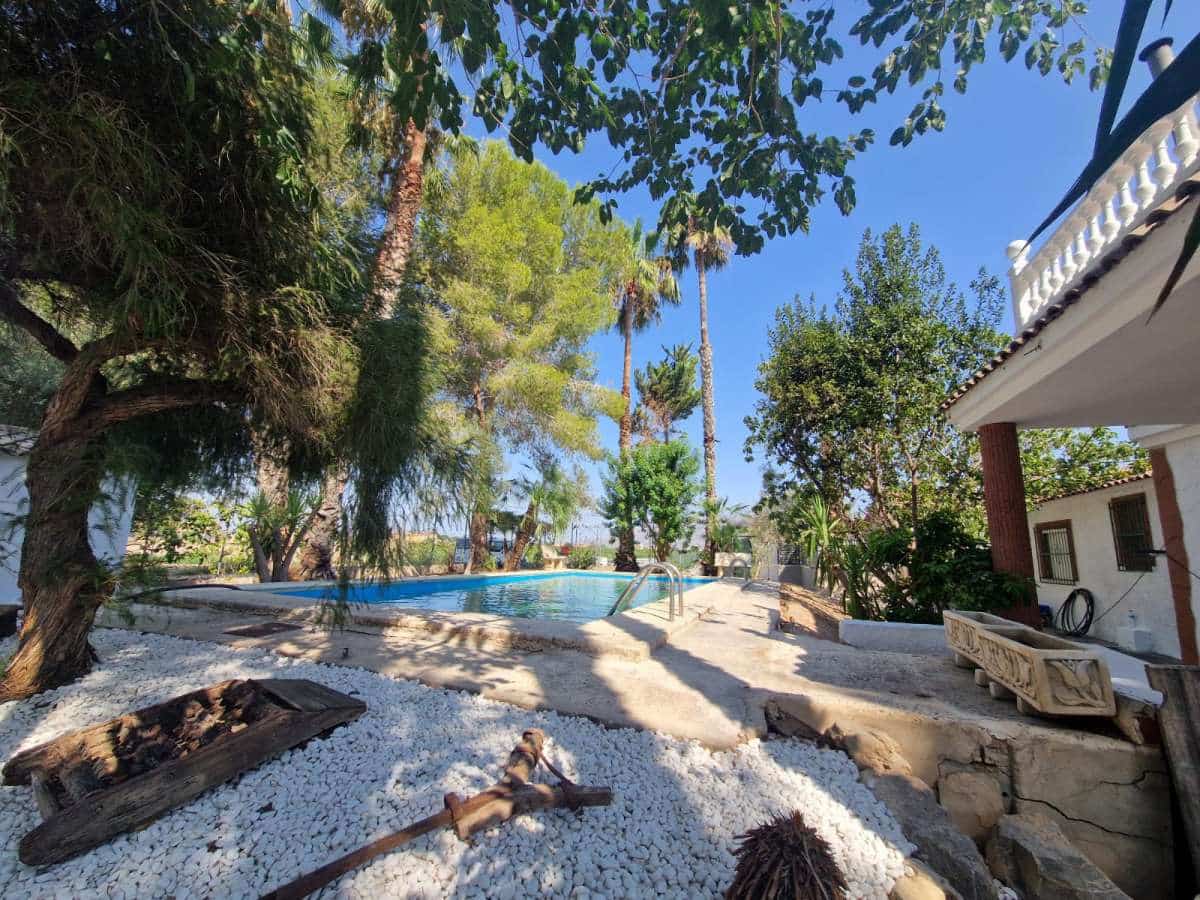 5 sovrum Villa till salu i Orihuela med pool - 370 000 € (Ref: 8871543)