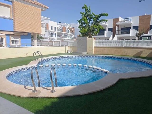 2 sovrum Hus till salu i Pinar de Campoverde, Pilar de la Horadada med pool - 225 000 € (Ref: 8871559)