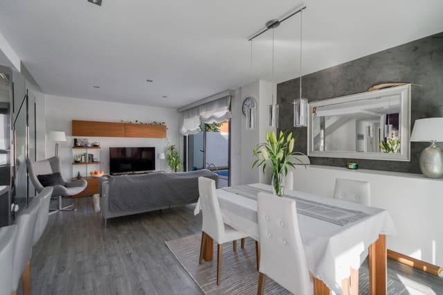 5 soverom Villa til salgs i Parque Acuático - Sector 25, Torrevieja med svømmebasseng garasje - € 549 000 (Ref: 8871616)