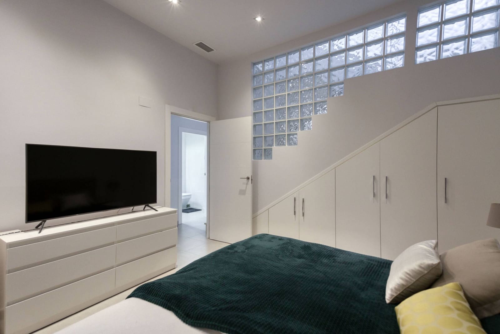 5 soverom Villa til salgs i Torrevieja med svømmebasseng garasje - € 549 000 (Ref: 8871616)